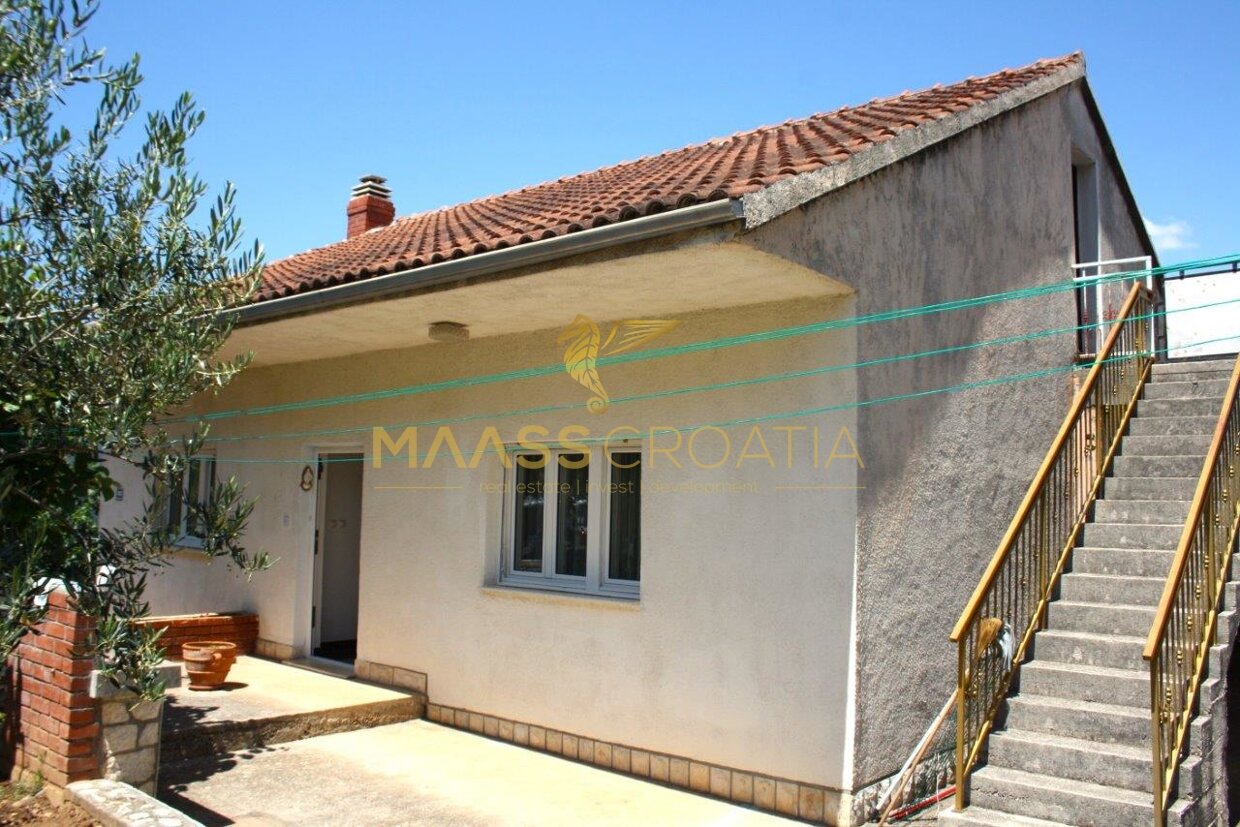 Bungalow zum Kauf 249.900 € 3 Zimmer 106 m²<br/>Wohnfläche 524 m²<br/>Grundstück Sibenik 22000