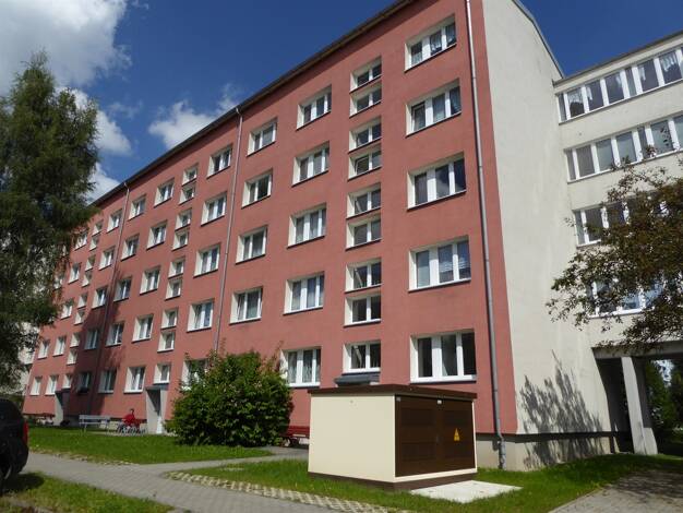 Wohnung zur Miete 295 € 3 Zimmer 57,5 m² 1. Geschoss frei ab 01.10.2025 Ebersbach Ebersbach-Neugersdorf 02730