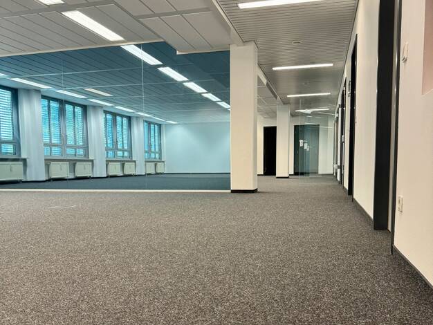 Bürofläche zur Miete 274,6 m² Bürofläche Lilienthalstraße 25 Hallbergmoos Hallbergmoos 85399
