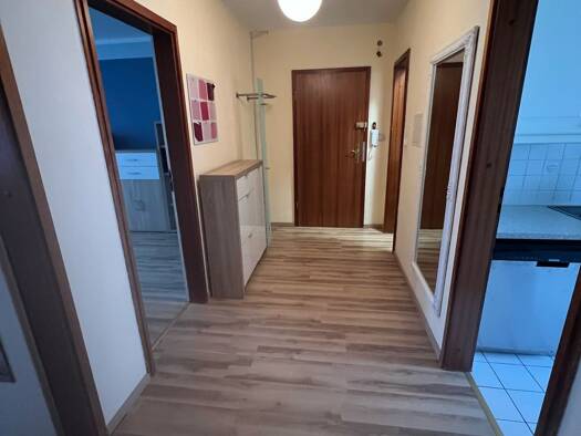 Wohnung zur Miete 900 € 3 Zimmer 73 m² Geschoss 1/3 frei ab sofort Laatzen-Mitte Laatzen 30880