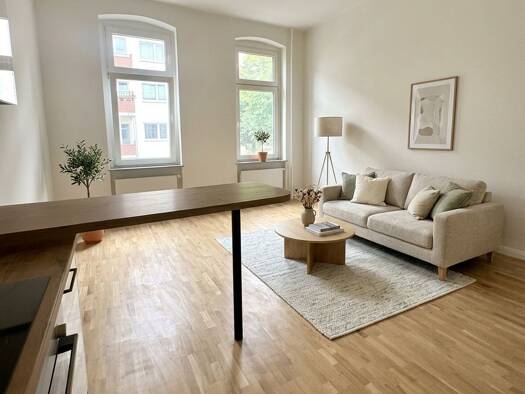 Wohnung zum Kauf 275.000 € 2 Zimmer 61,9 m² Geschoss 2/4 frei ab sofort Falkenhagener Straße 57 Spandau Spandau 13585