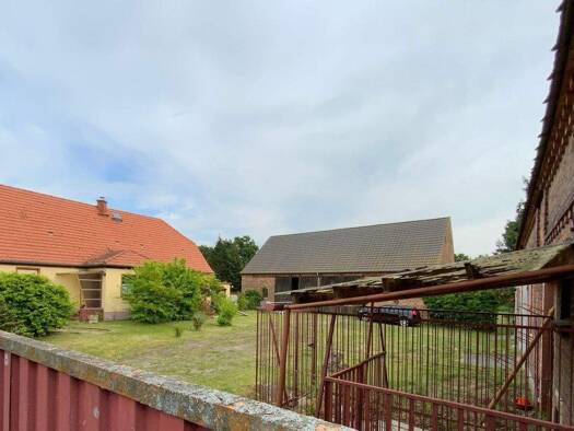 Einfamilienhaus zum Kauf 179.000 € 4,5 Zimmer 83 m² 5.590 m² Grundstück frei ab sofort Zinnitz Calau 03205