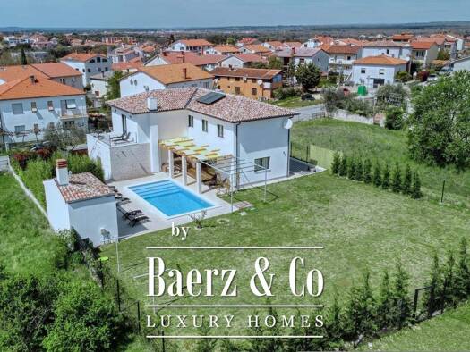 Stadthaus zum Kauf 1.050.000 € 4 Zimmer 225 m² 1.046 m² Grundstück pula