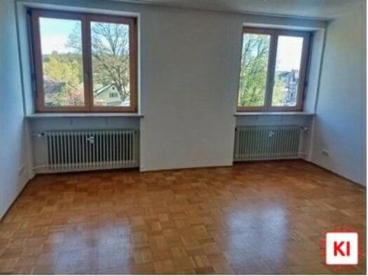 Wohnung zur Miete 648 € 4 Zimmer 92 m² frei ab sofort Grafenwöhr Grafenwöhr 92655