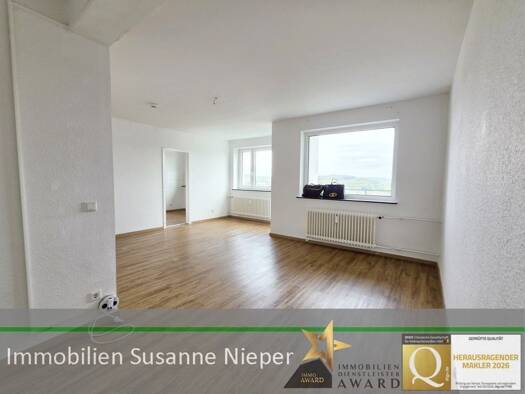 Wohnung zur Miete 382 € 1 Zimmer 45 m² Heinrich-Böll-Straße 200 Barmen Wuppertal 42277