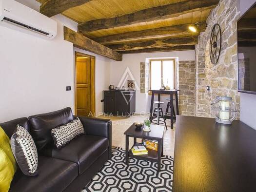 Einfamilienhaus zum Kauf 495.000 € 8 Zimmer 170 m² Oprtalj Oprtalj 52428