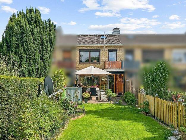 Reihenmittelhaus zum Kauf 259.000 € 4 Zimmer 78,9 m² 202 m² Grundstück frei ab 01.01.2026 Uetersen 25436