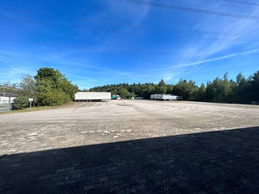 Gewerbegrundstück zur Miete 8.240 m² Grundstück Köngen 73257