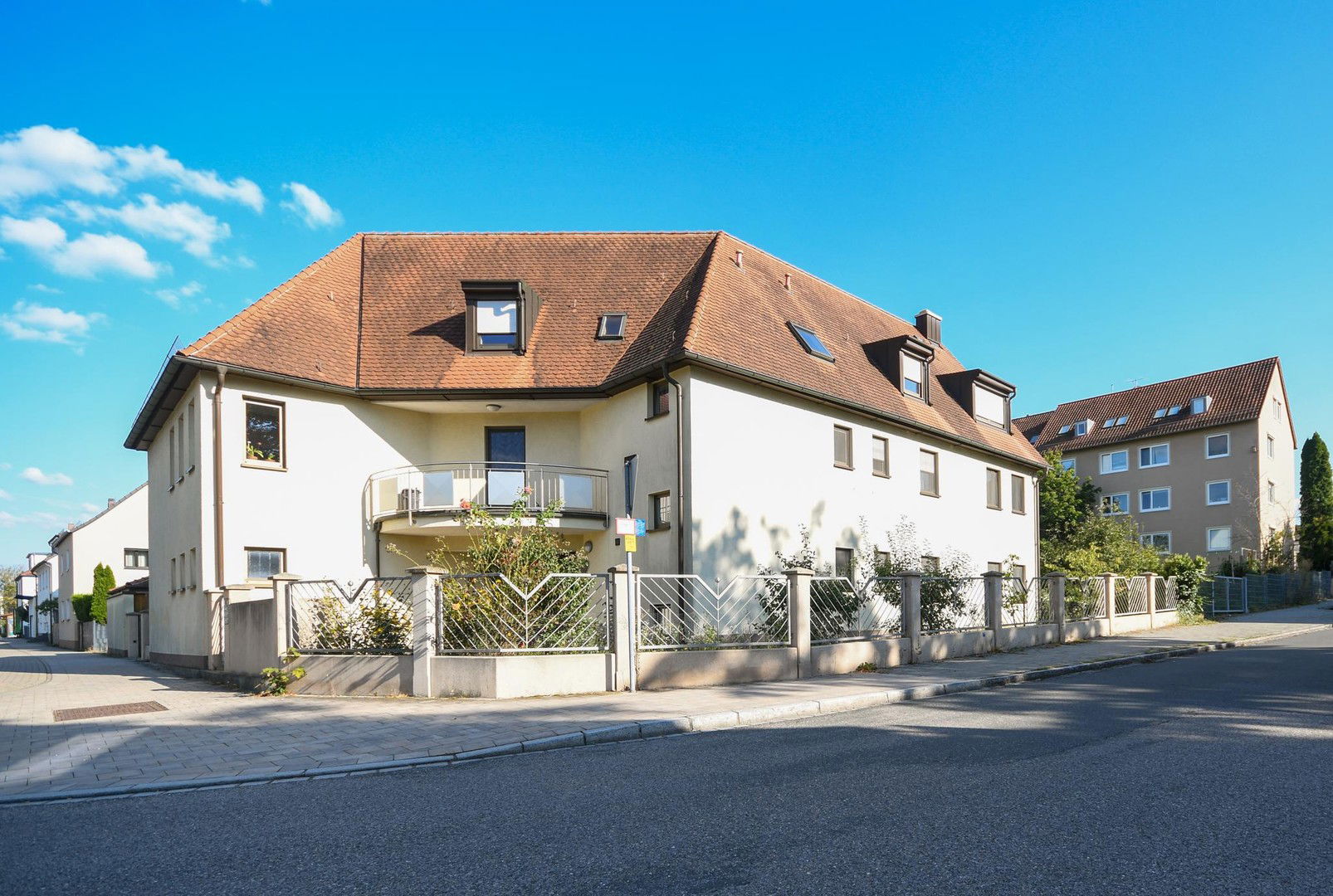 Mehrfamilienhaus zum Kauf provisionsfrei als Kapitalanlage geeignet 1.290.000 € 264 m²<br/>Wohnfläche 750 m²<br/>Grundstück Stein Stein 90547