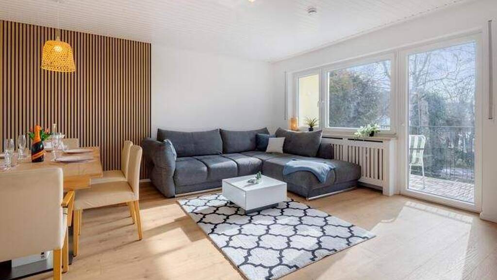 Wohnung zur Miete Wohnen auf Zeit 2.690 € 3 Zimmer 87 m² Gröbenzell 82194