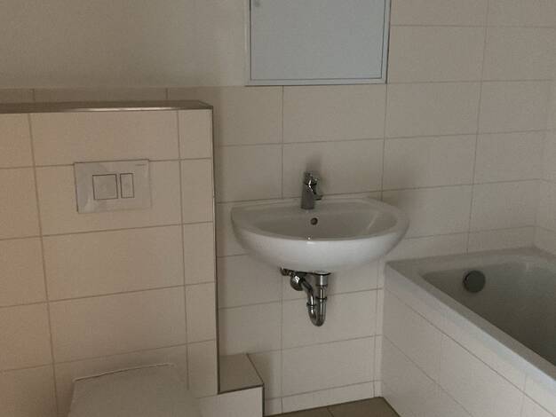 Wohnung zur Miete 307 € 2 Zimmer 47,6 m² 4. Geschoss frei ab 01.02.2027 Am Schwalbennest 33 Schönau Leipzig 04205