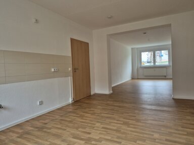 Wohnung zur Miete 570 € 2 Zimmer 84,5 m² EG Vyskover Straße 4 Döbeln Döbeln 04720