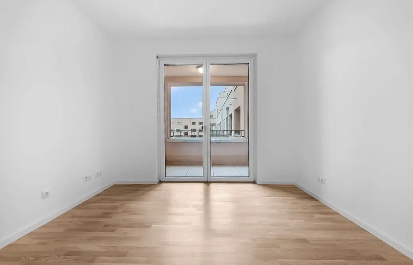 Studio zur Miete 1.100 € 3 Zimmer 80 m² Hölderlinstraße Relenberg Stuttgart 70174