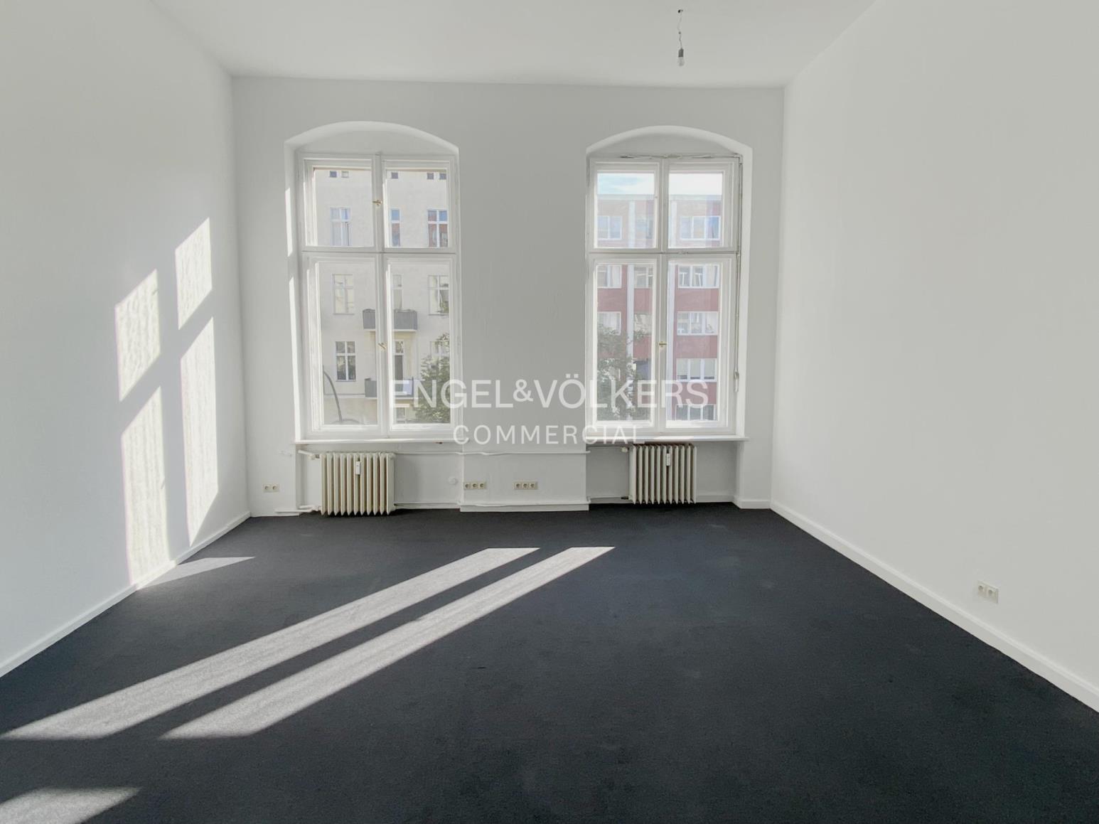 Büro-/Praxisfläche zur Miete 18,20 € 220 m²<br/>Bürofläche ab 220 m²<br/>Teilbarkeit Charlottenburg Berlin 10623