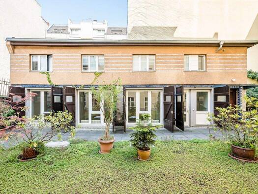 Wohnung zum Kauf 699.000 € 4 Zimmer 150,5 m² Schustehrusstraße 28 Charlottenburg Berlin 10585