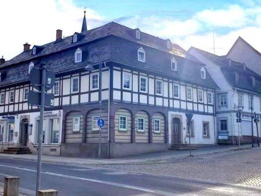 Mehrfamilienhaus zum Kauf provisionsfrei 93.000 € 5 Zimmer 200 m² 557 m² Grundstück Schirgiswalde Schirgiswalde-Kirschau 02681