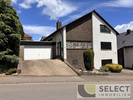 Haus zum Kauf 489.000 € 7 Zimmer 211 m² 702 m² Grundstück Püttlingen 66346