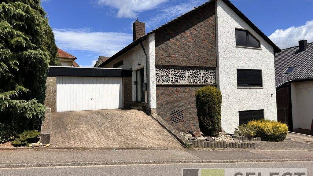 Haus zum Kauf 489.000 € 7 Zimmer 211 m² 702 m² Grundstück Püttlingen 66346