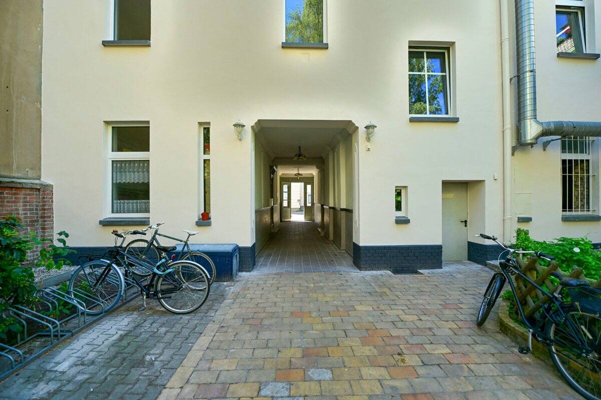 Property thumbnail 6