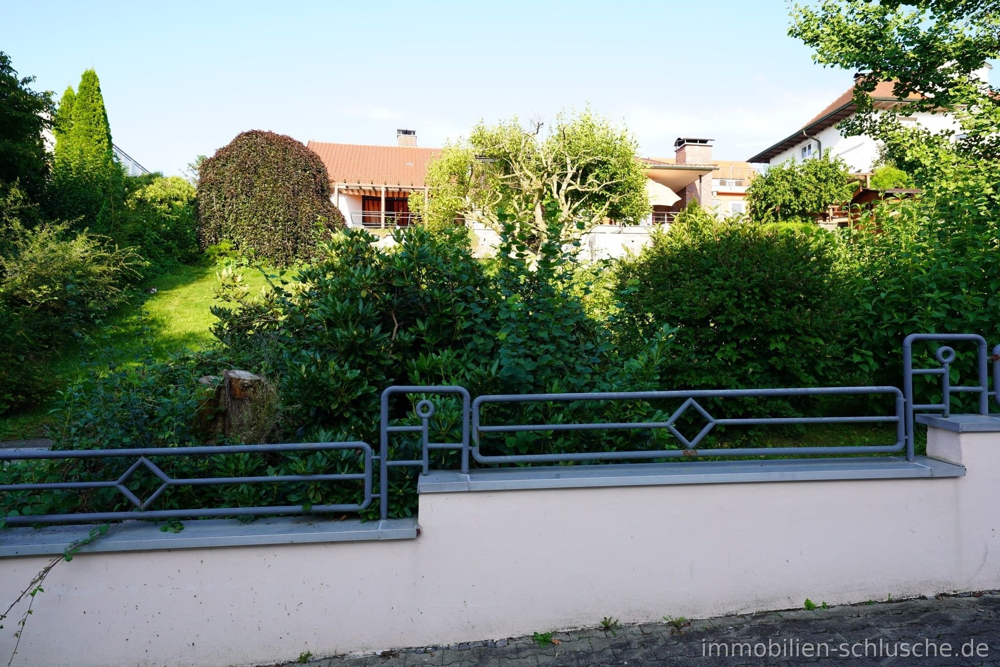 Villa zum Kauf 889.000 € 8 Zimmer 186 m²<br/>Wohnfläche 1.158 m²<br/>Grundstück Leutkirch Leutkirch 88299