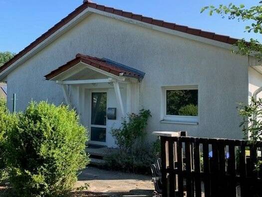 Doppelhaushälfte zur Miete 1.128 € 5 Zimmer 94 m² 200 m² Grundstück frei ab 01.08.2026 Techau Ratekau 23689