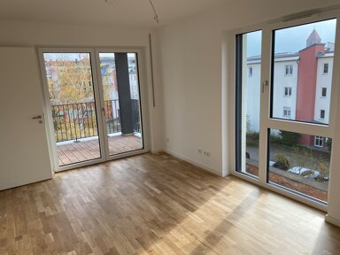 Wohnung zur Miete 1.050 € 2 Zimmer 53 m² 3. Geschoss Kreulstr. 52 Uhlandstraße Nürnberg 90408