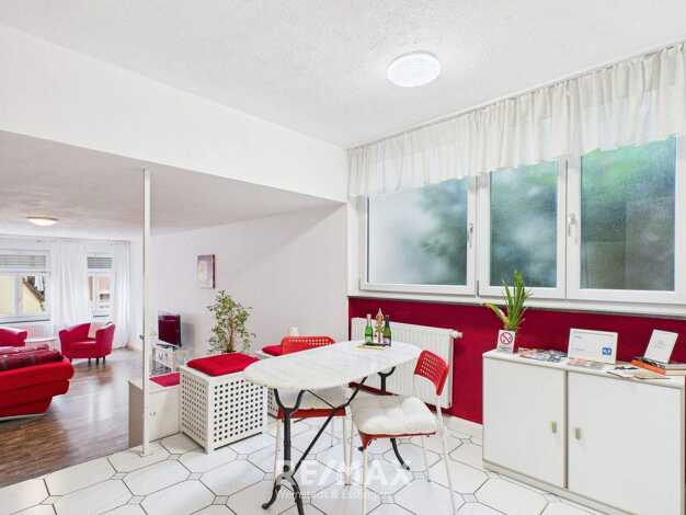 Wohnung zum Kauf 209.000 € 1 Zimmer 49,8 m² frei ab sofort Stadtmitte Esslingen am Neckar 73728