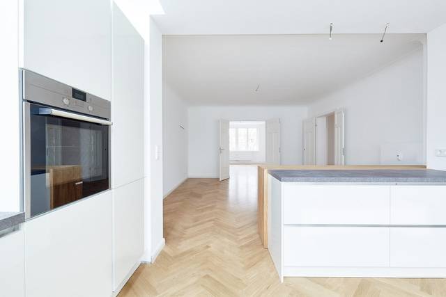 Wohnung zur Miete 700 € 5 Zimmer 140 m²<br/>Wohnfläche ab sofort<br/>Verfügbarkeit Kolbergstr. Zoo Hannover 30175