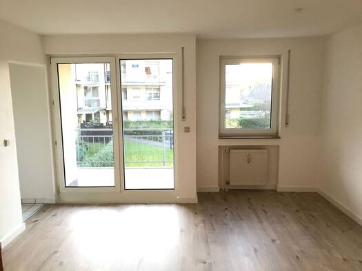 Wohnung zur Miete 412 € 1 Zimmer 35,9 m² frei ab sofort Ahornstraße 9 Seefeld Werneuchen 16356