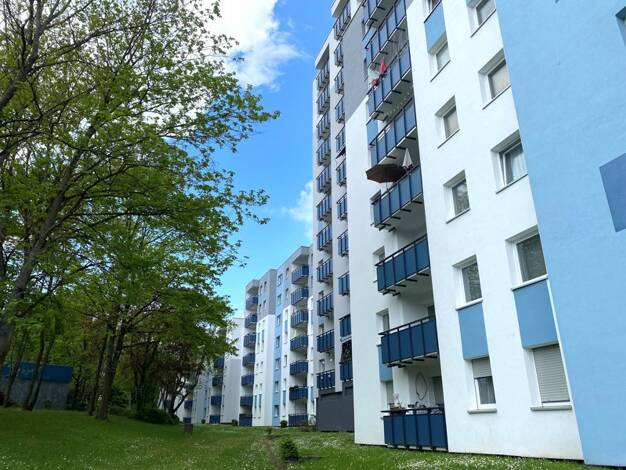 Wohnung zur Miete 1.000 € 3 Zimmer 79 m² 7. Geschoss frei ab 31.08.2026 Grazer Weg 40 Oberrad Süd 60599