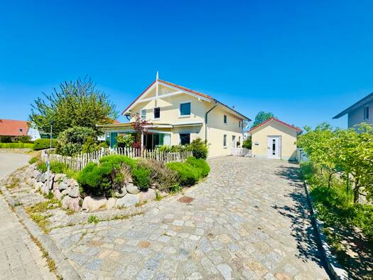 Einfamilienhaus zum Kauf 650.000 € 7 Zimmer 167,7 m² 542 m² Grundstück Kühlungsborn 18225