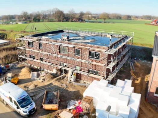 Mehrfamilienhaus zum Kauf - Erstbezug provisionsfrei 1.190.000 € 15 Zimmer 330,2 m² 804 m² Grundstück frei ab 01.06.2026 Rieste 49597