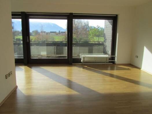 Wohnung zur Miete 1.152 € 3 Zimmer 96 m² Geschoss -1/3 frei ab 16.03.2026 Mittlere Feldstraße 1 Freilassing 83395