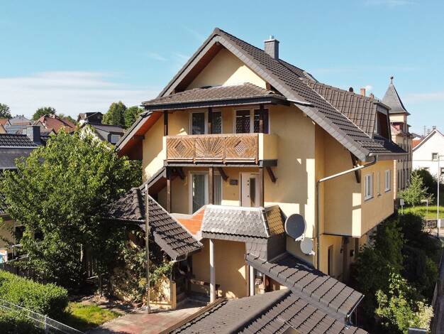 Mehrfamilienhaus zum Kauf 440.000 € 9 Zimmer 225,3 m² 282 m² Grundstück Hauptstraße 106 Mönchzell Meckesheim 74909