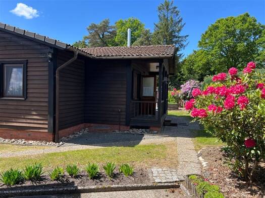 Einfamilienhaus zum Kauf 129.000 € 3 Zimmer 65 m² 660 m² Grundstück frei ab 01.10.2025 Amselweg 14 Wingst 21789