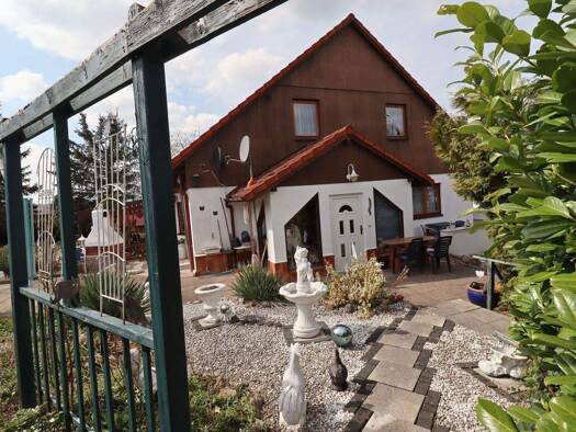 Haus zum Kauf 267.000 € 142 m² 1.053 m² Grundstück Unterschwaningen 91743