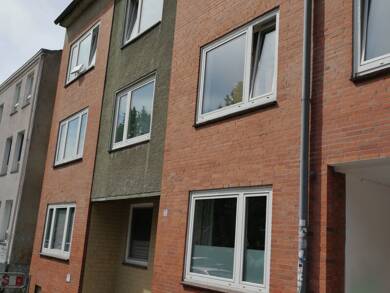 Wohnung zur Miete 510 € 2 Zimmer 50 m² Dachgeschoss, 3. Geschoss frei ab sofort Rendsburger Landstraße 48 Hassee Kiel 24113