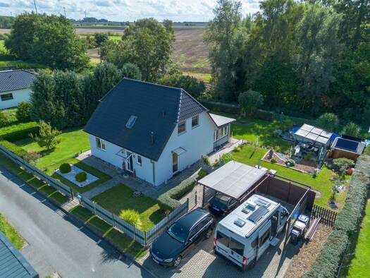 Einfamilienhaus zum Kauf 390.000 € 4 Zimmer 122 m² 1.006 m² Grundstück Behnkendorf Sundhagen 18519