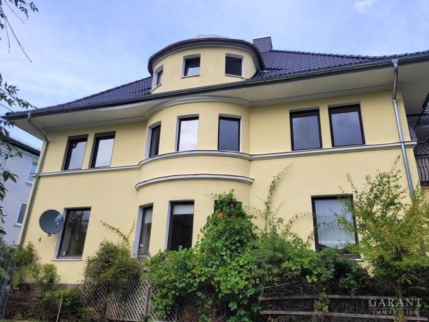 Villa zum Kauf 349.000 € 8 Zimmer 235 m² 1.506 m² Grundstück Wüstenselbitz Helmbrechts 95233