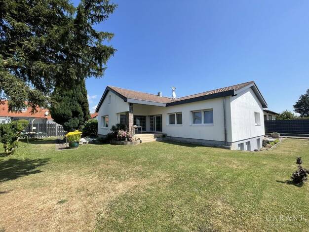 Einfamilienhaus zum Kauf 699.000 € 7 Zimmer 217 m² 667 m² Grundstück Öpfingen 89614