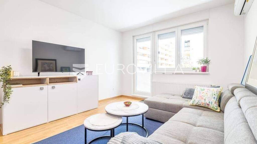 Studio zur Miete 950 € 1 Zimmer 59 m² Lovinciceva ulica Vukomerec-Borongaj