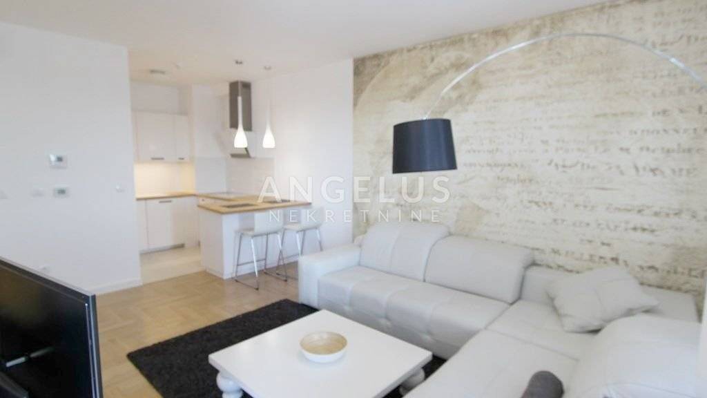 Wohnung zur Miete 1.700 € 3 Zimmer 90 m² 8. Geschoss Kanal - Sigecica