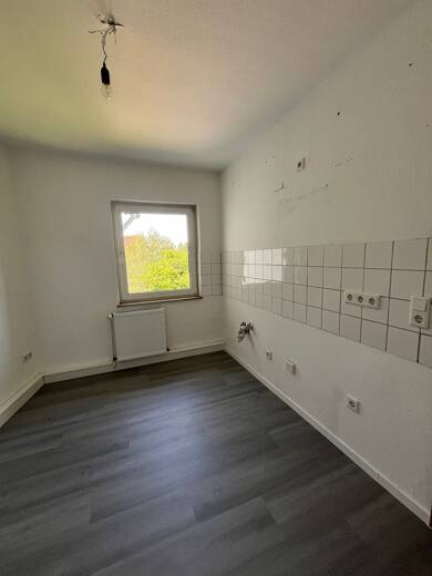 Wohnung zur Miete 399 € 2 Zimmer 53,6 m² 2. Geschoss Menninghauser Straße 43 Zentralpunkt Remscheid 42859