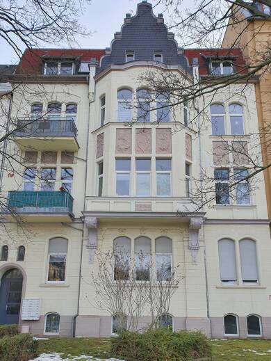 Wohnung zur Miete 410 € 2 Zimmer 58,6 m² Dachgeschoss, 3. Geschoss frei ab sofort Albrechtstraße 19 Innenstadt Dessau-Roßlau 06844