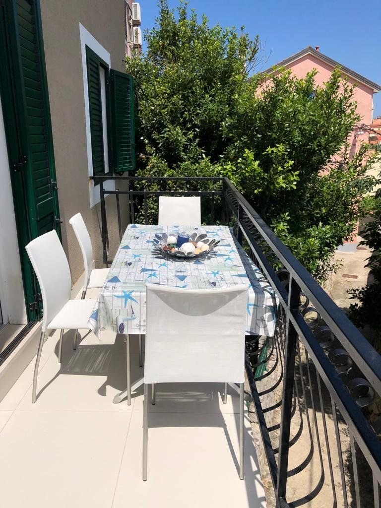 Wohnung zum Kauf 350.000 € 3 Zimmer 100 m²<br/>Wohnfläche 2.<br/>Geschoss Mali Losinj 51553