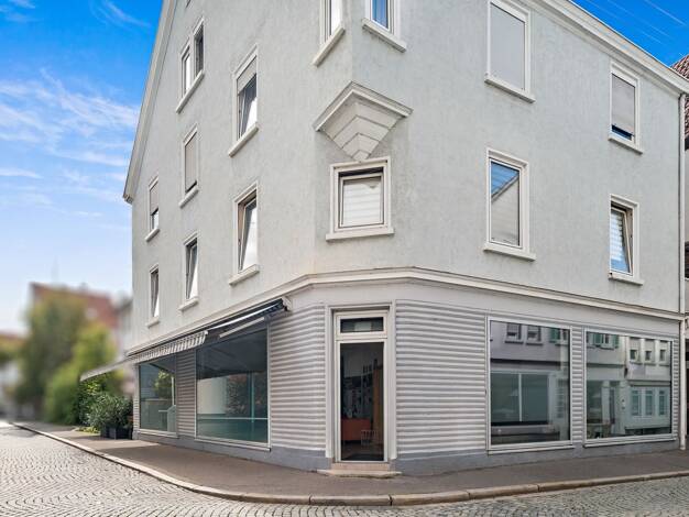 Gewerbeobjekt zum Kauf als Kapitalanlage geeignet 1.650.000 € 16,5 Zimmer 810 m² 273 m² Grundstück Innenstadt Reutlingen 72764