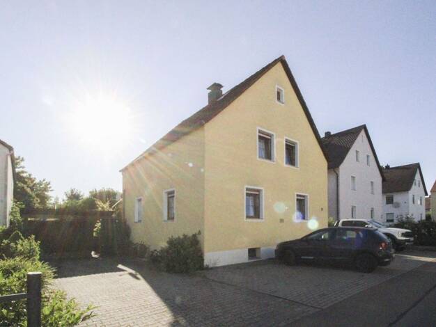 Sonstiges zum Kauf als Kapitalanlage geeignet 249.000 € 7 Zimmer 130 m² 738,3 m² Grundstück Krondorf Schwandorf 92421
