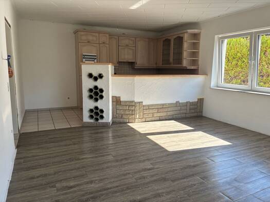 Wohnung zur Miete 800 € 1 Zimmer 73 m² Geschoss EG/3 frei ab 01.08.2026 Kirkel-Neuhäusel Kirkel 66459