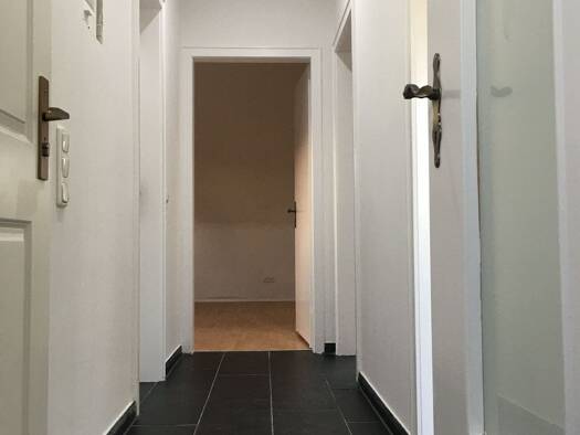 Wohnung zur Miete 695 € 2 Zimmer 60 m² Geschoss 1/2 frei ab sofort Schönebeck Essen 45359