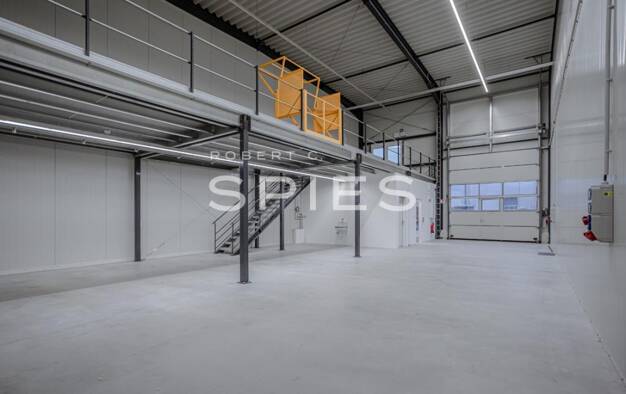 Lagerhalle zur Miete - Erstbezug 472 m² Lagerfläche teilbar ab 472 m² Industriehäfen Bremen 28237